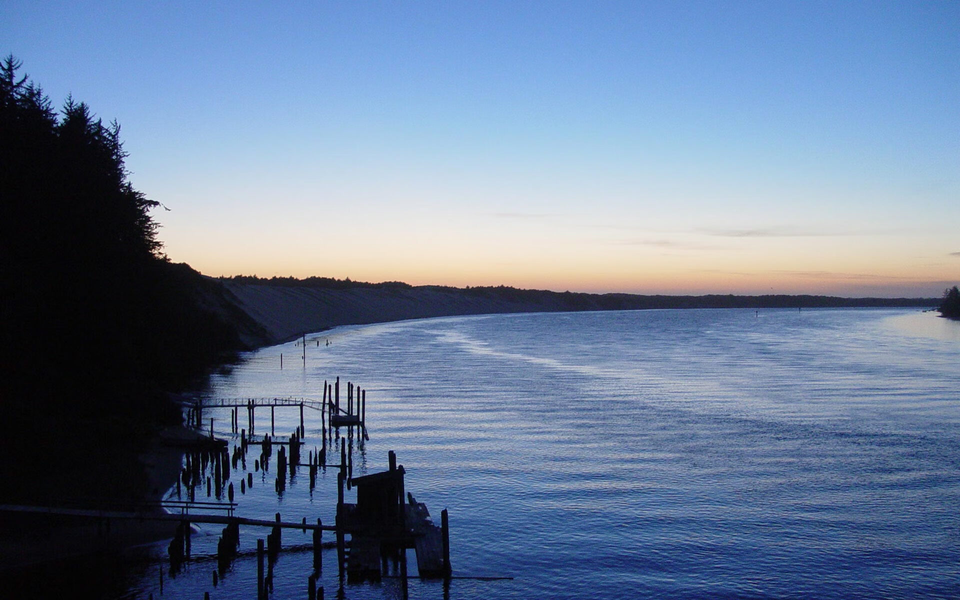 39岁天神下凡！C罗末节神迹燃爆全场，一己之力绝杀玻利维亚