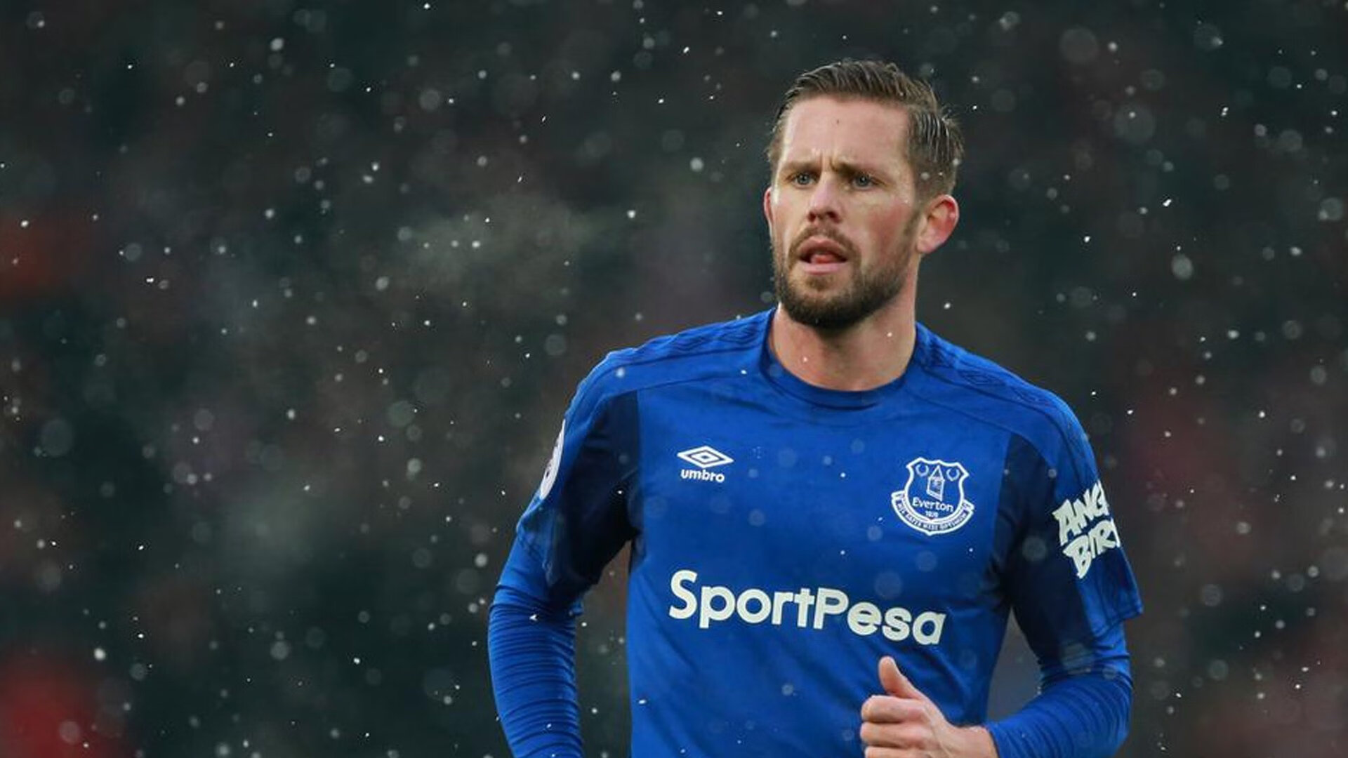 战术铁幕与极速艺术，当亚特兰大用防守哲学锁死里昂，布鲁诺在F1街道赛上演程序正义的征服